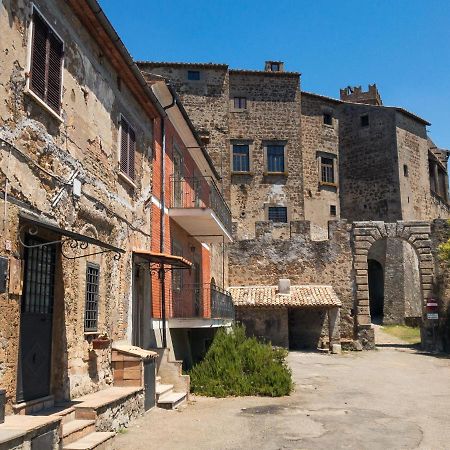 Casa Vacanze La Piazzetta Del Castello Montecalvello Екстер'єр фото